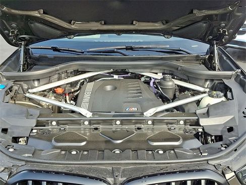 Used 2025 BMW X6 xDrive40i w/ Executive Package image 28