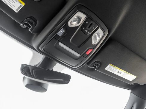 Used 2021 RAM 3500 Big Horn w/ Night Edition AWD/4WD image 40