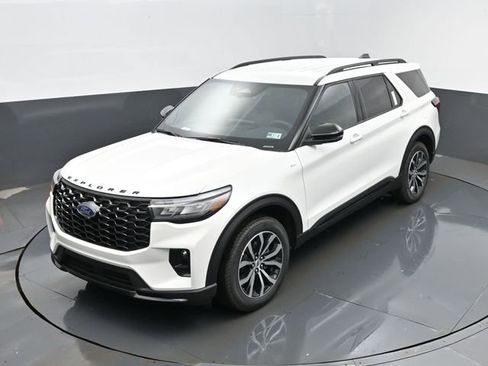 New 2026 Ford Explorer ST-Line image 23