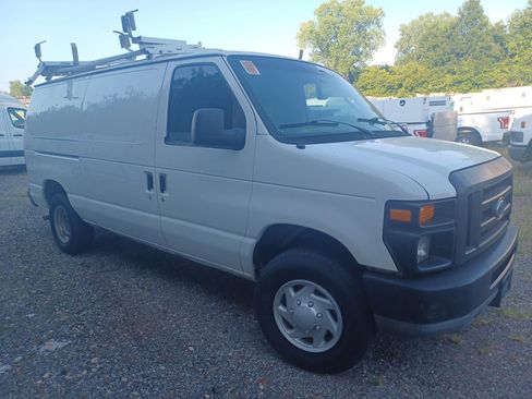 Used 2008 Ford E-250 and Econoline 250 image 3
