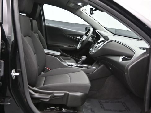 Used 2024 Chevrolet Malibu LT FWD image 10