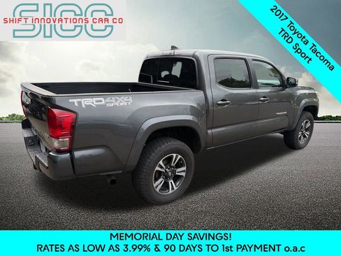 Used 2017 Toyota Tacoma TRD Sport AWD/4WD image 6