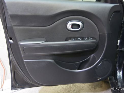 Used 2016 Kia Soul image 7