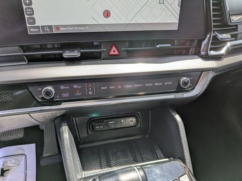 Certified 2023 Kia Sportage SX FWD image 26