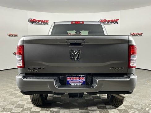 Used 2024 RAM 2500 Big Horn w/ Sport Appearance Package image 7