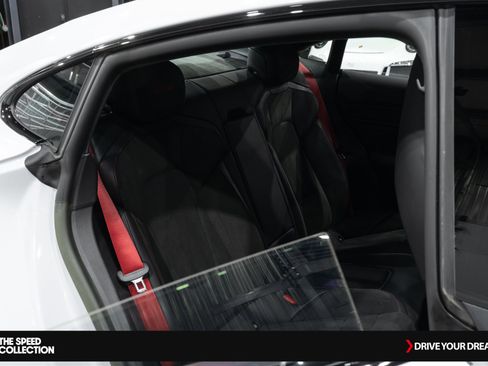 Used 2023 Porsche Taycan GTS image 30