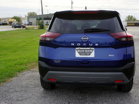 Used 2023 Nissan Rogue SV image 19