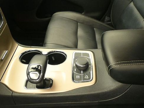 Used 2015 Jeep Grand Cherokee Limited image 12