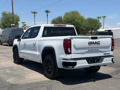 Used 2022 GMC Sierra 1500 Elevation RWD image 5