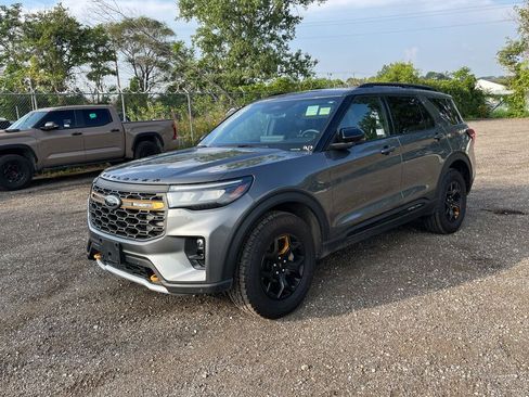 Used 2026 Ford Explorer Tremor w/ Tremor Ultimate Package AWD/4WD image 3