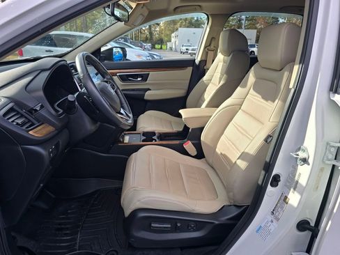 Used 2022 Honda CR-V Touring image 9