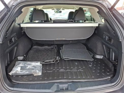 Used 2023 Subaru Outback Onyx Edition image 27
