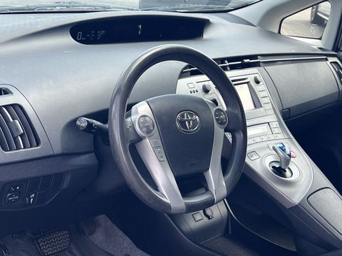 Used 2013 Toyota Prius Three FWD image 16
