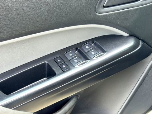 Used 2022 Chevrolet Colorado W/T w/ WT Convenience Package image 13