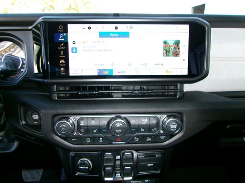 New 2026 Jeep Wrangler Unlimited Sport image 15