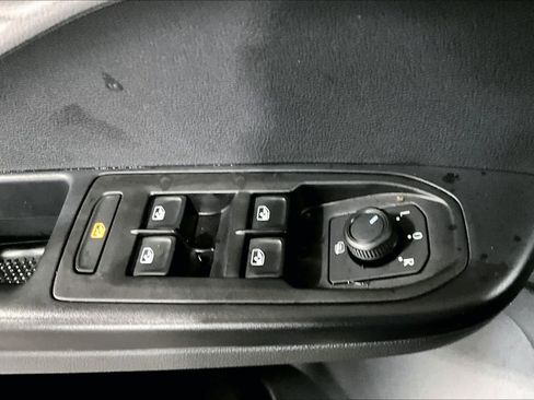 Used 2023 Volkswagen Taos S AWD/4WD image 36