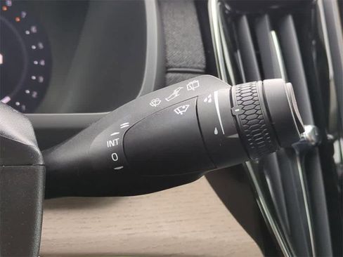 New 2026 Volvo XC90 B6 Plus w/ Protection Package Premier image 25