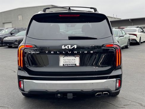 Certified 2024 Kia Telluride SX w/ Towing Package image 4