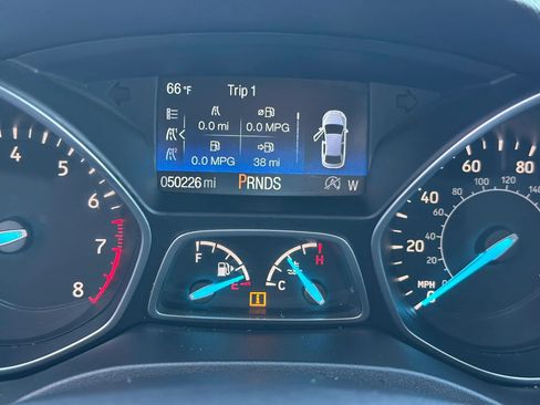 Used 2017 Ford Escape Titanium w/ Equipment Group 301A AWD/4WD image 12