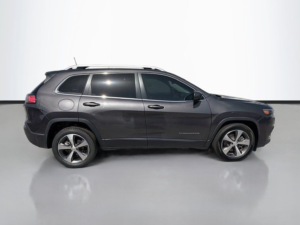 Used 2020 Jeep Cherokee Limited FWD image 8