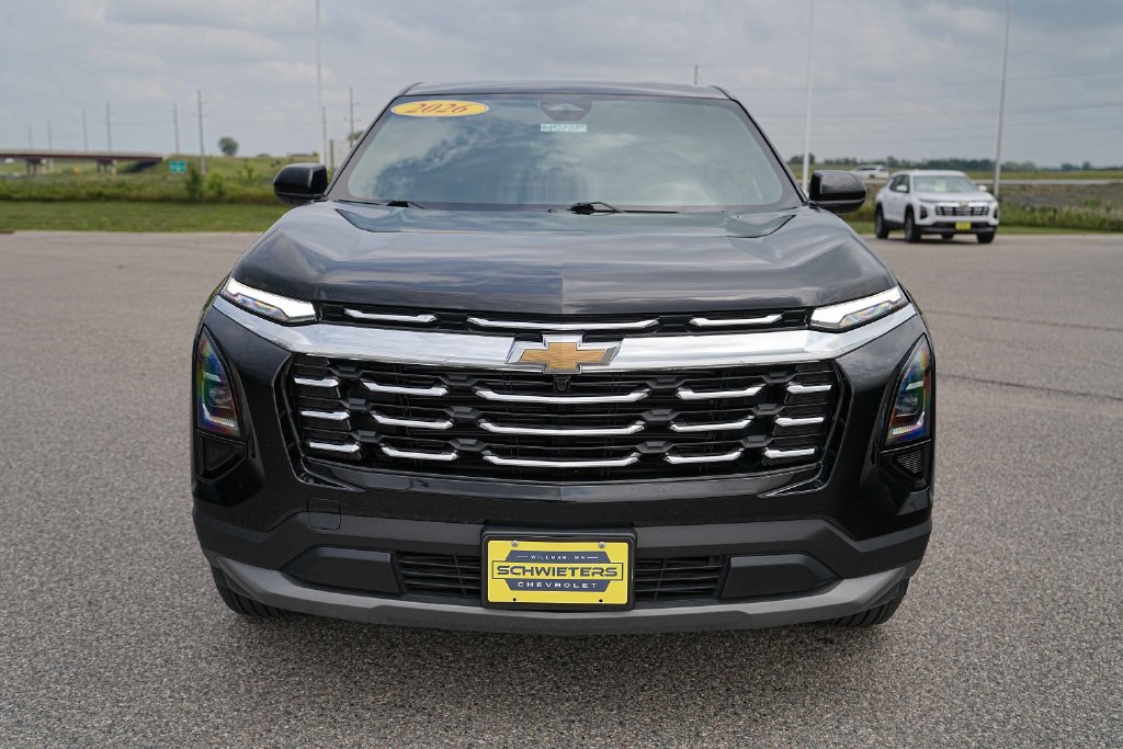 Used 2026 Chevrolet Equinox LT AWD/4WD image 2