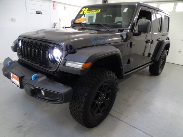 Certified 2024 Jeep Wrangler Unlimited AWD/4WD image 16