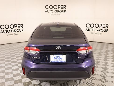 Used 2025 Toyota Corolla LE FWD image 20