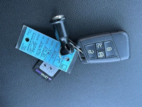 Used 2023 Volkswagen Atlas Cross Sport SEL image 75