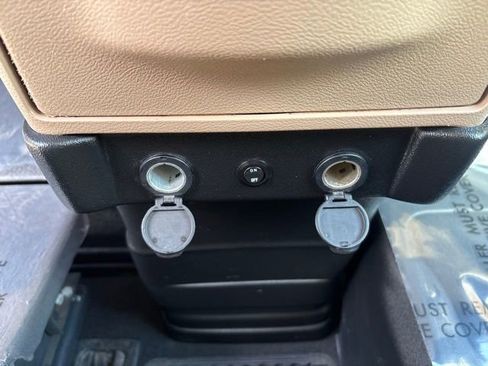 Used 2014 Dodge Grand Caravan SXT FWD image 20