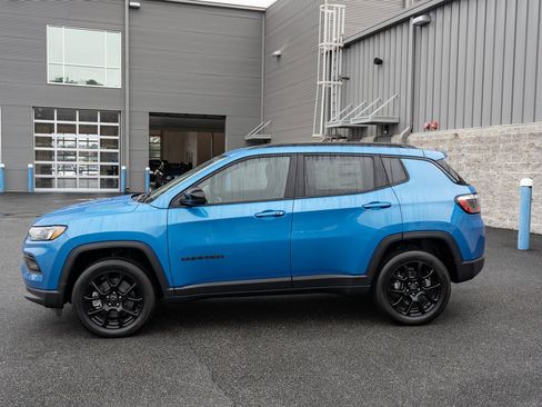 New 2026 Jeep Compass Latitude image 5
