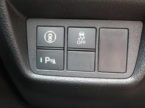 Used 2018 Honda Accord Touring image 25
