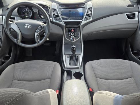 Used 2014 Hyundai Elantra SE FWD image 22