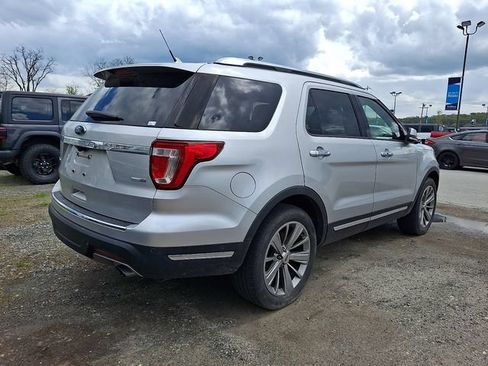 Certified 2018 Ford Explorer Limited w/ Equipment Group 301A AWD/4WD image 9