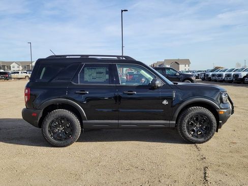 New 2025 Ford Bronco Sport Outer Banks w/ Sasquatch Outer Banks Package image 2