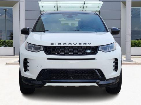 New 2025 Land Rover Discovery Sport Dynamic SE image 2