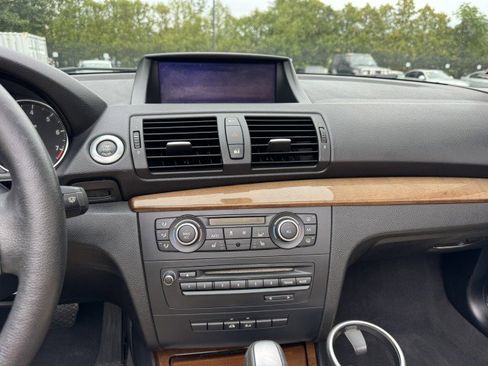 Used 2013 BMW 128i Convertible w/ Premium Pkg image 24