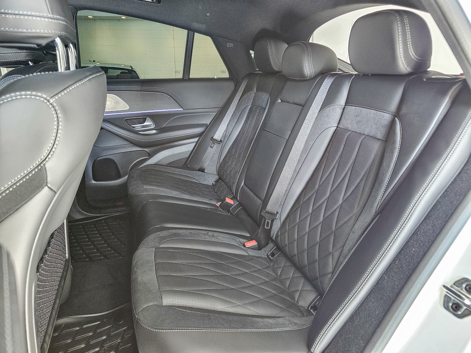 New 2026 Mercedes-Benz GLE 53 AMG 4MATIC Coupe image 24