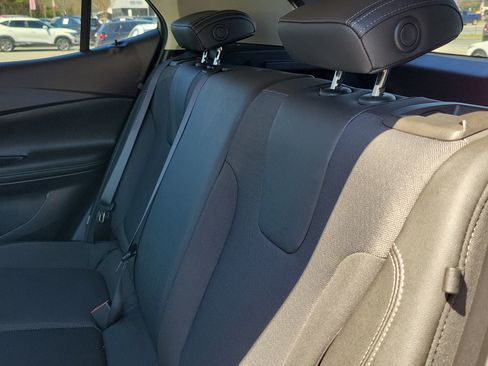 Used 2025 Buick Encore GX Preferred image 10