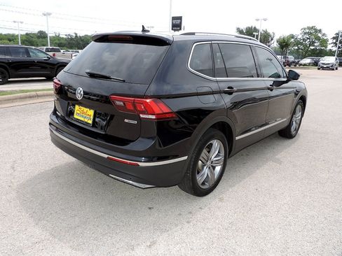 Used 2020 Volkswagen Tiguan SEL AWD/4WD image 5