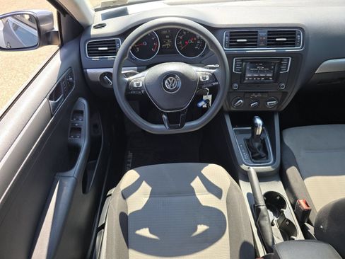 Used 2017 Volkswagen Jetta S FWD image 23