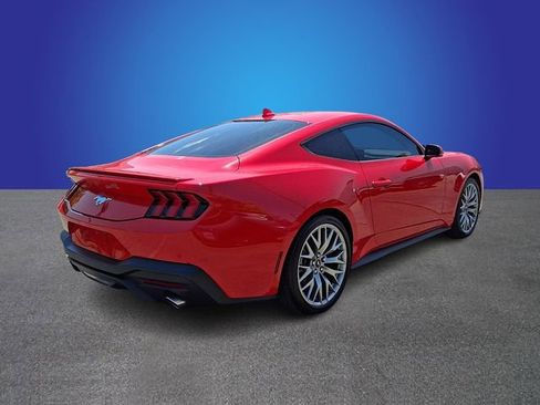 Used 2025 Ford Mustang Premium RWD image 5