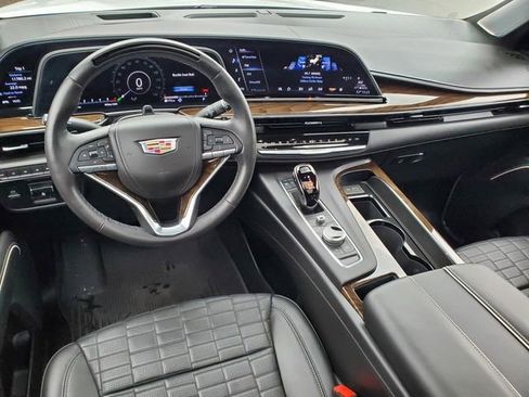 Used 2024 Cadillac Escalade ESV Premium Luxury Platinum w/ Heavy-Duty Trailer Package image 14