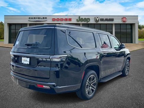 New 2026 Jeep Grand Wagoneer L 4WD image 29