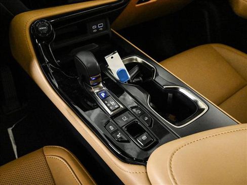 Used 2024 Lexus NX 350 AWD image 12