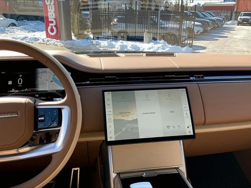 New 2026 Land Rover Range Rover SV image 6