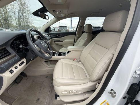 Used 2023 GMC Acadia Denali AWD/4WD image 13