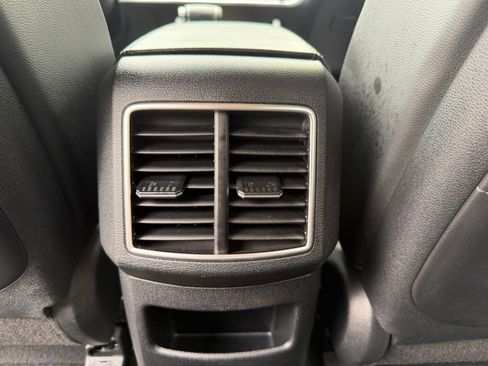 Used 2025 Kia Sportage EX FWD image 10