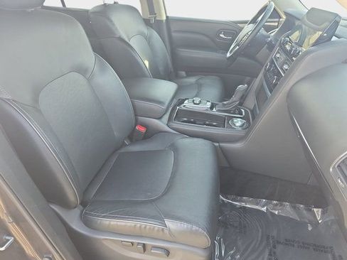 Certified 2024 INFINITI QX80 Luxe image 10