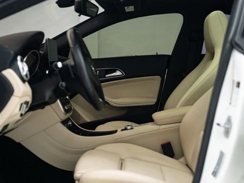 Used 2018 Mercedes-Benz CLA 250 CLA 250 image 12