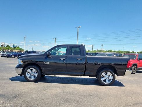 Used 2024 RAM 1500 Classic SLT AWD/4WD image 3